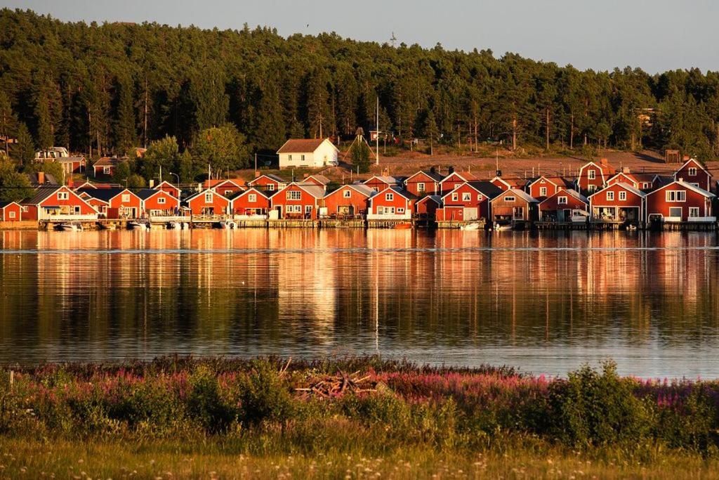 Norrfaellsviken Rum & Koek 호텔 Mjallom 외부 사진